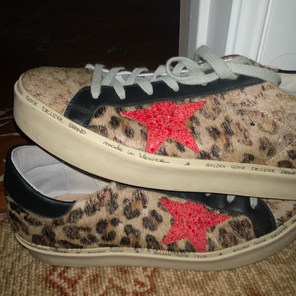 Cheetah golden goose